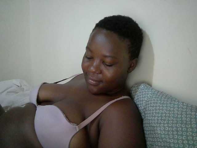 miss-temptation live cam on BongaCams