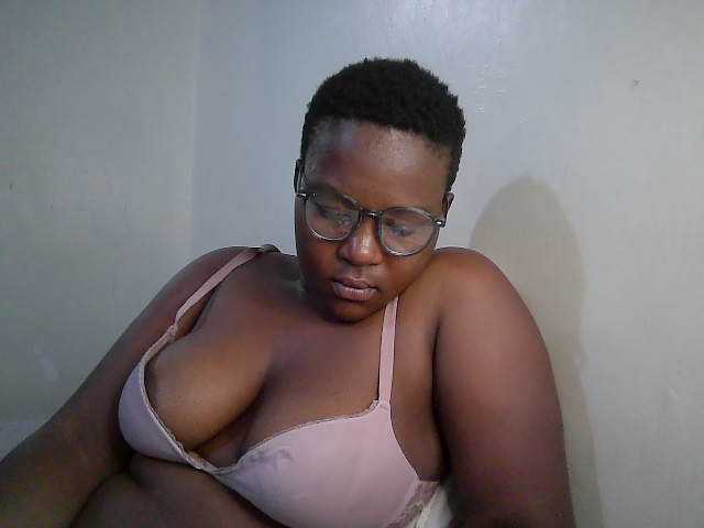 miss-temptation live cam on BongaCams