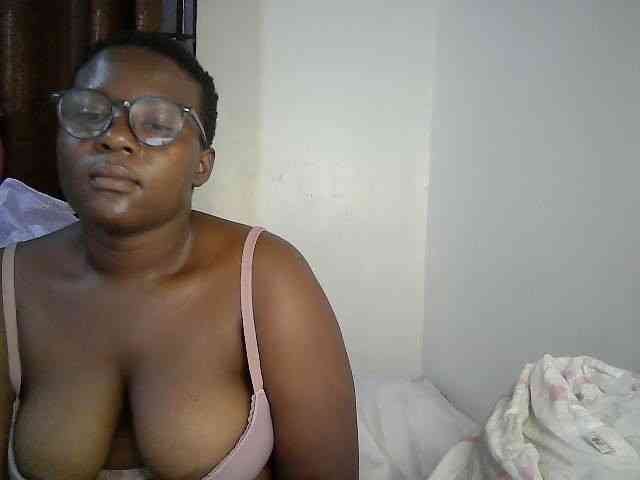 Model: miss-temptation