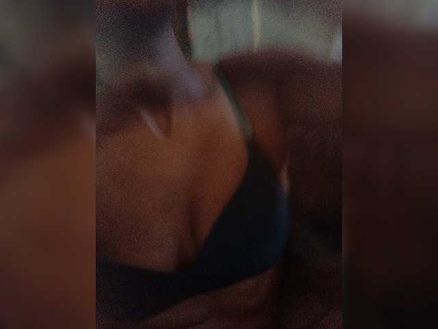 XgoldGsilverB live cam on BongaCams