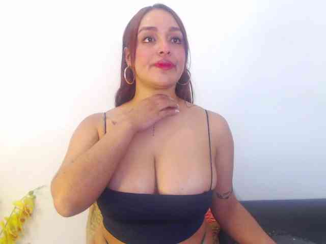 renatabrown28's live room