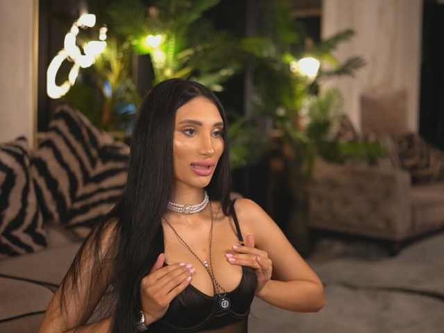 SarahSparkss live cam preview