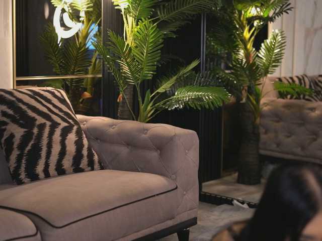 LunessaNoir live cam on BongaCams