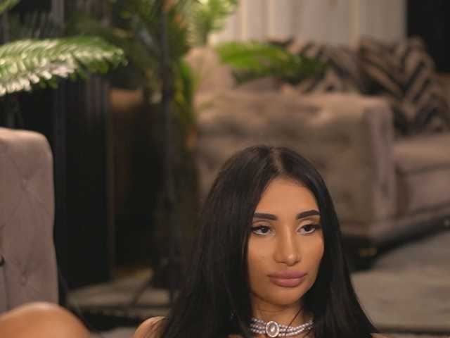 Sarahsparkss live cam