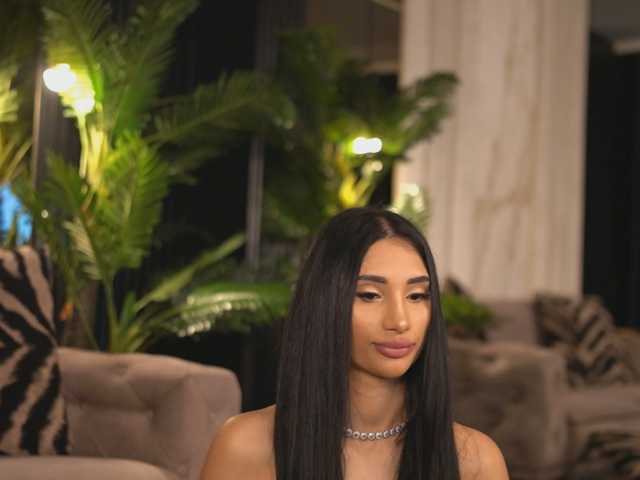 LunessaNoir live cam on BongaCams
