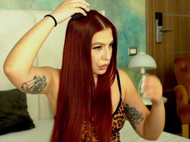 RedheadKitty live cam on BongaCams