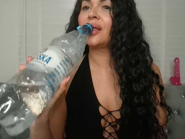 LilianaMessa live cam on BongaCams