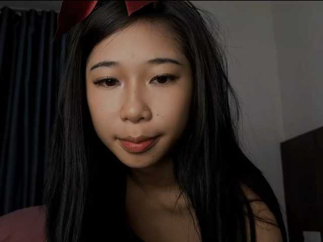 asti-lee live cam on BongaCams