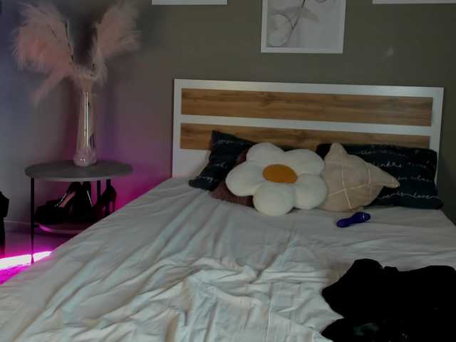 Valeriecherry live cam