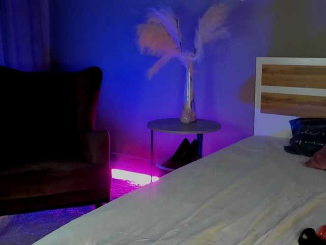 ValerieCherry live cam on BongaCams