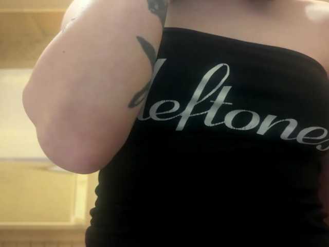 RufinaHohman live cam on BongaCams
