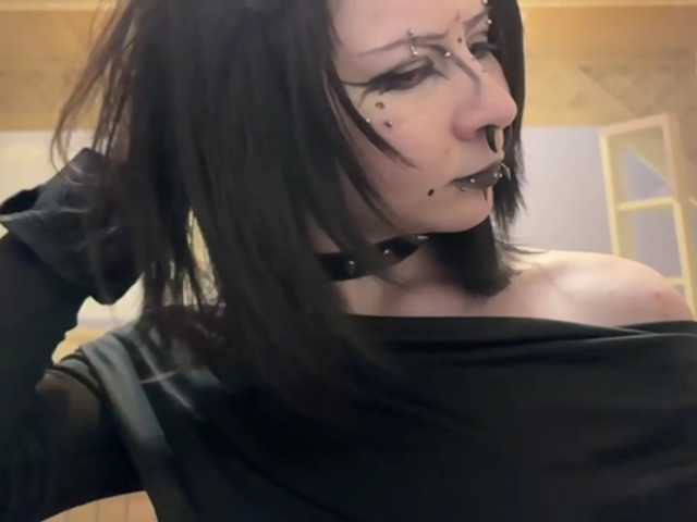 RufinaHohman live cam on BongaCams