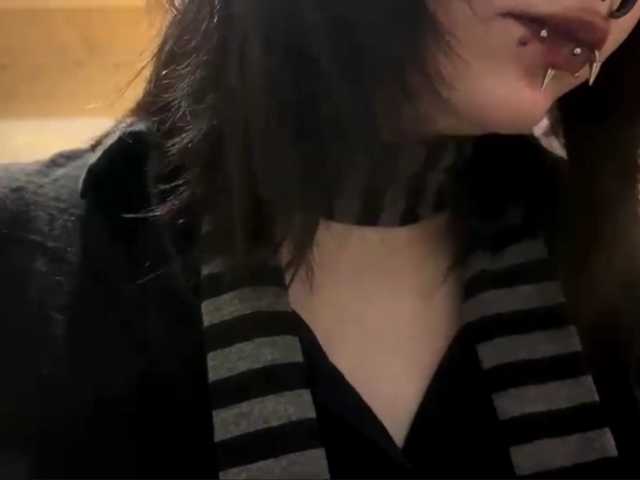 RufinaHohman live cam preview