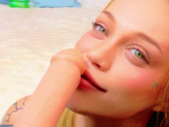 DashaPoshh live cam on BongaCams