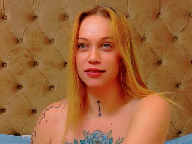DashaPoshh live cam on BongaCams