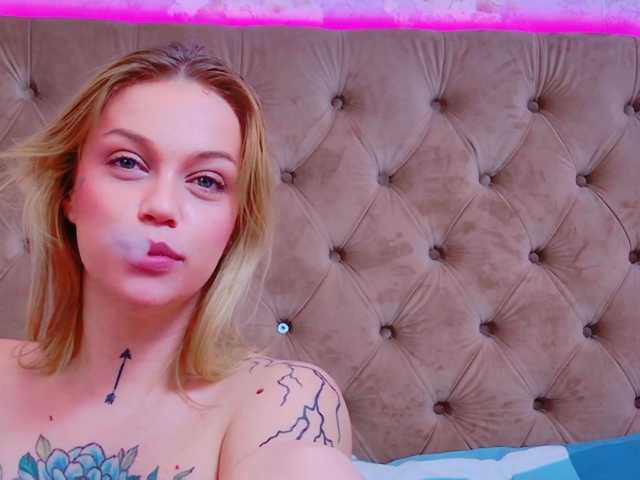 DashaPoshh live cam on BongaCams