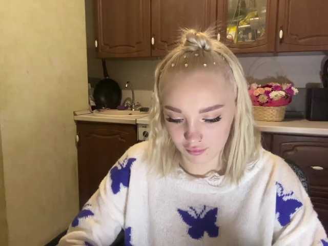 ivyamour live cam on BongaCams