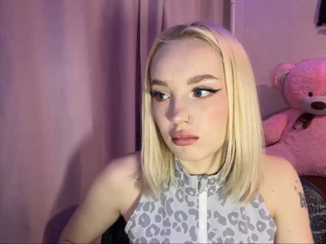 ivyamour, en vivo ahora en BongaCams