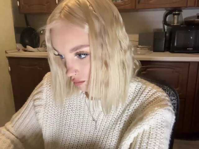 ivyamour live cam on BongaCams