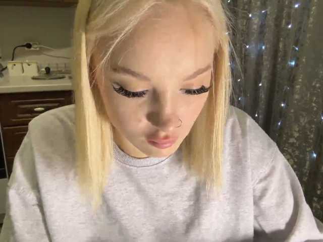 ivyamour live cam on BongaCams