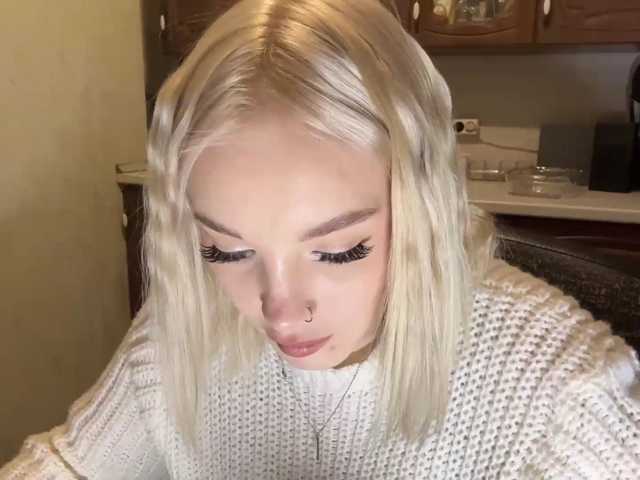 ivyamour live cam on BongaCams