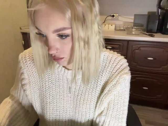 ivyamour live cam on BongaCams