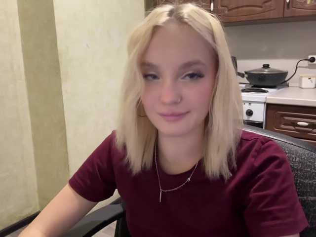 ivyamour live cam on BongaCams
