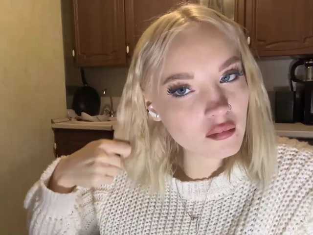 ivyamour live cam on BongaCams