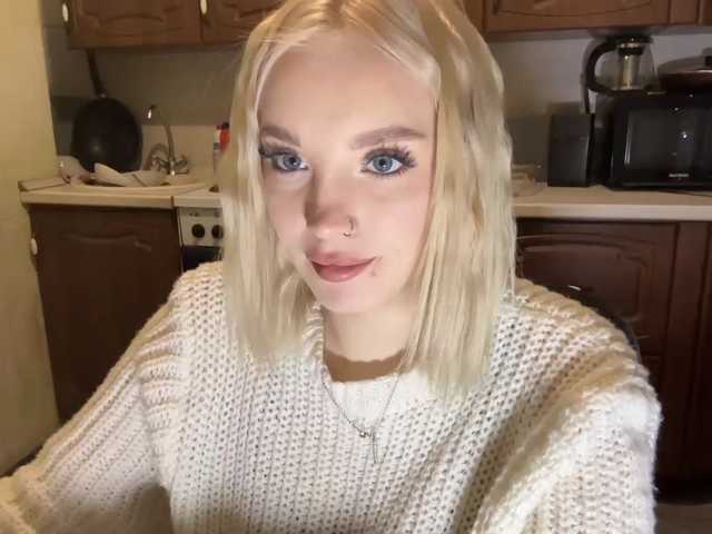 ivyamour live cam on BongaCams