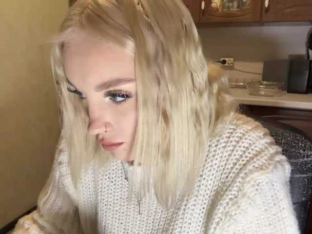 ivyamour live cam on BongaCams