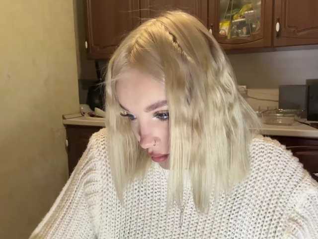 ivyamour live cam on BongaCams