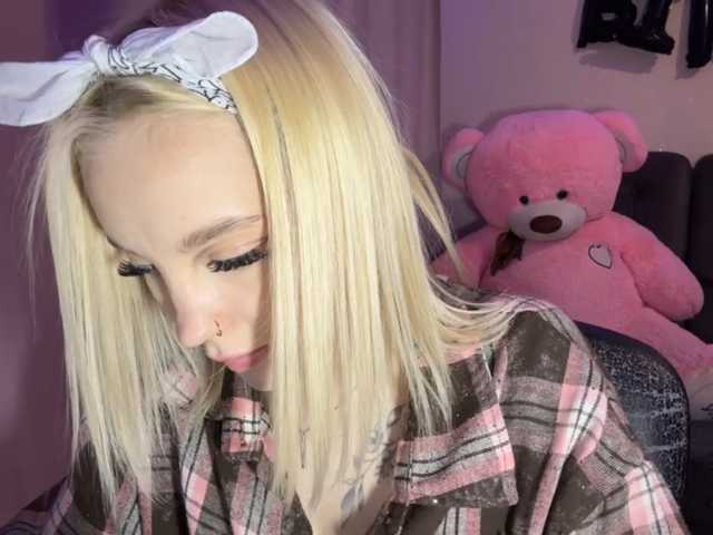 ivyamour, en vivo ahora en BongaCams