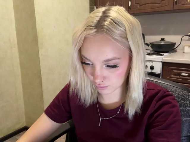ivyamour live cam on BongaCams