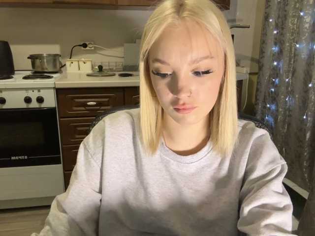 ivyamour live cam on BongaCams
