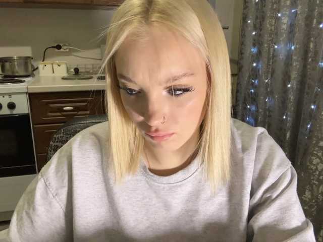 ivyamour live cam on BongaCams
