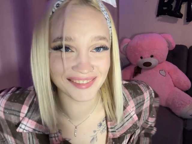 ivyamour, en vivo ahora en BongaCams
