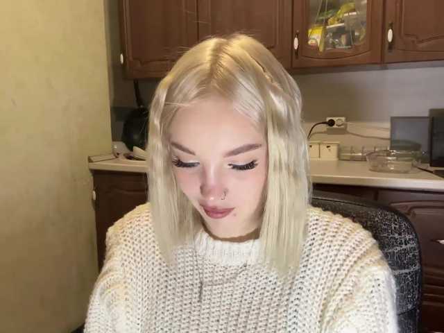 ivyamour live cam on BongaCams