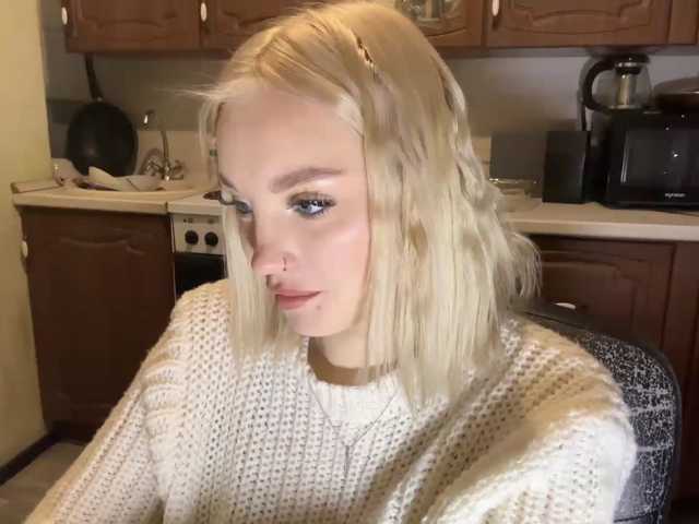 ivyamour live cam on BongaCams