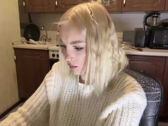 ivyamour live cam on BongaCams