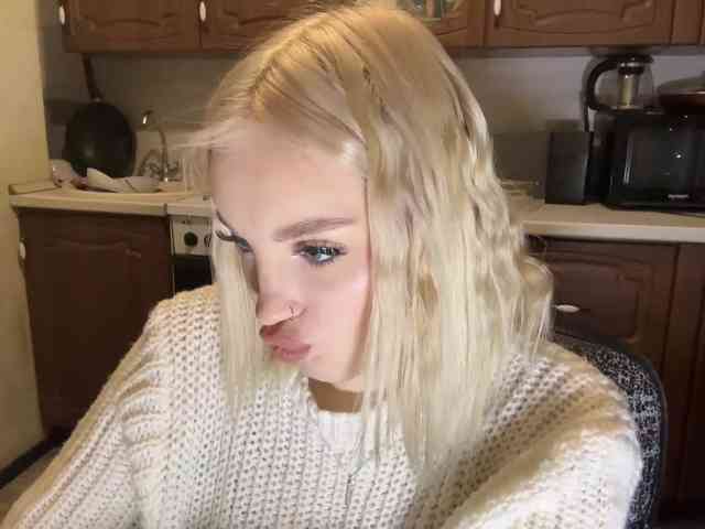ivyamour Live Webcam on BongaCams