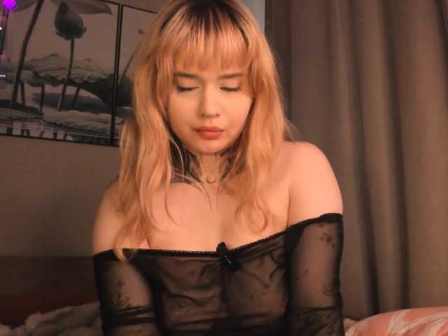 Damnepoebat live cam on BongaCams