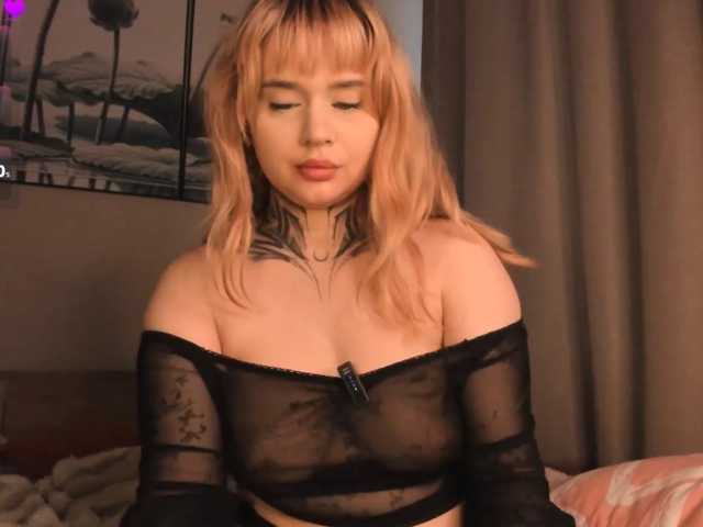 Damnepoebat live cam on BongaCams