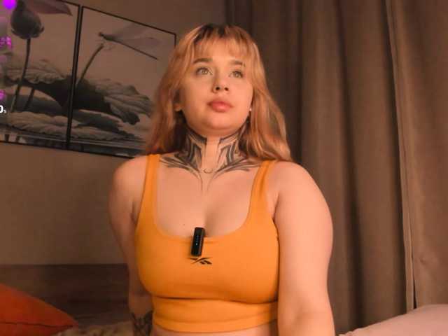 Damnepoebat live cam on BongaCams