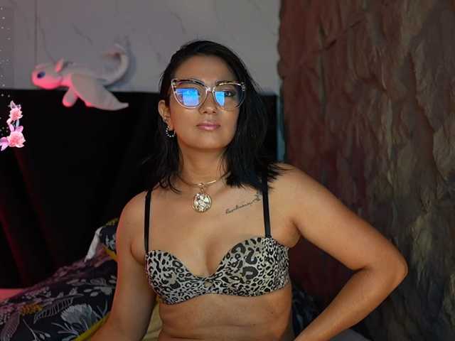AgedToPerfection live cam on BongaCams