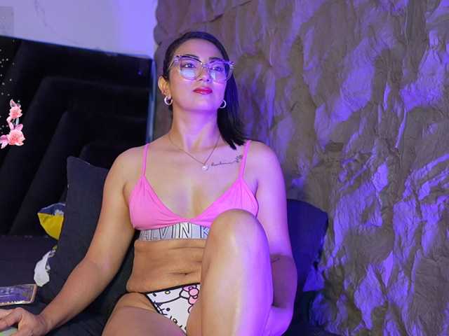 AgedToPerfection live cam on BongaCams
