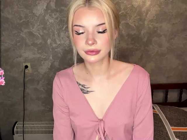 EdenBeatley live cam on BongaCams