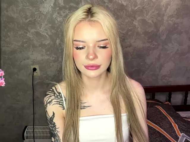 EdenBeatley live cam on BongaCams