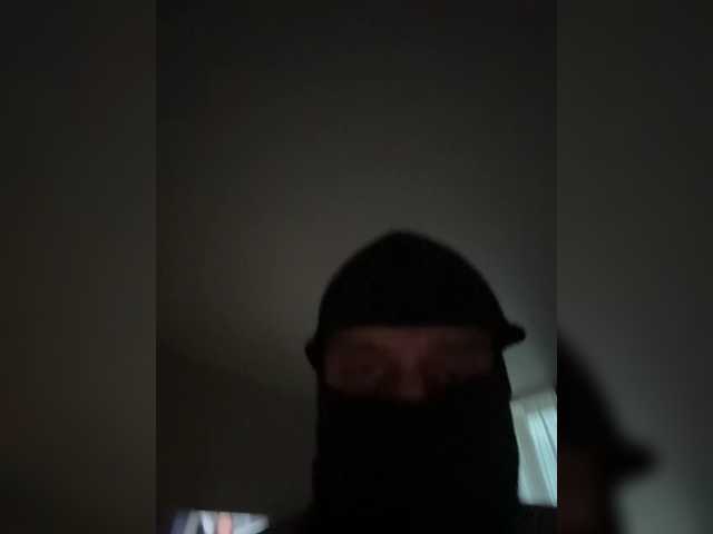 Pollli live cam on BongaCams