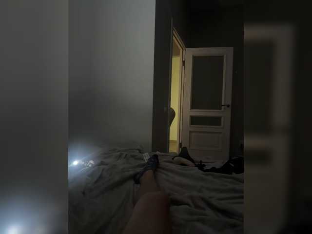 Pollli live cam on BongaCams