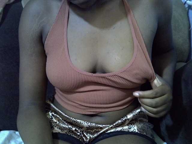Lina259 live cam on BongaCams